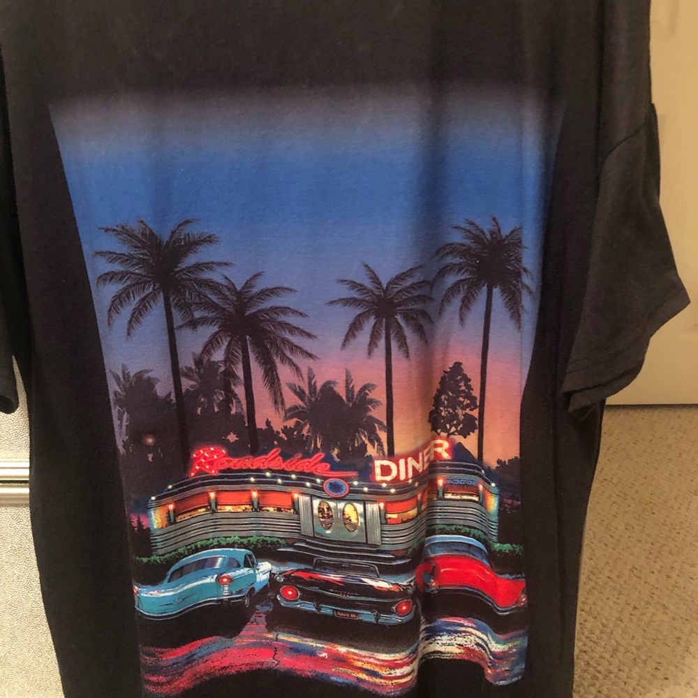 Black oversized graphic tee